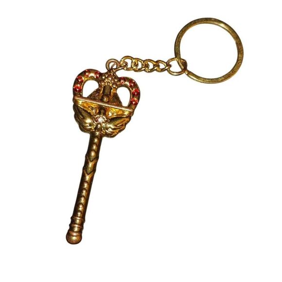 Gold Sailor Moon Key Keychain - Picture 1 of 2